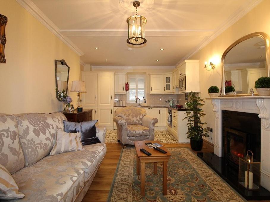The Post House Apartment Kinsale Exterior foto